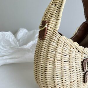 New Arrivals {}