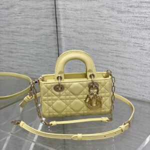 dior d joy (复制)