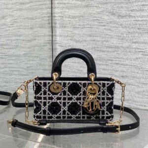 dior d joy (复制)